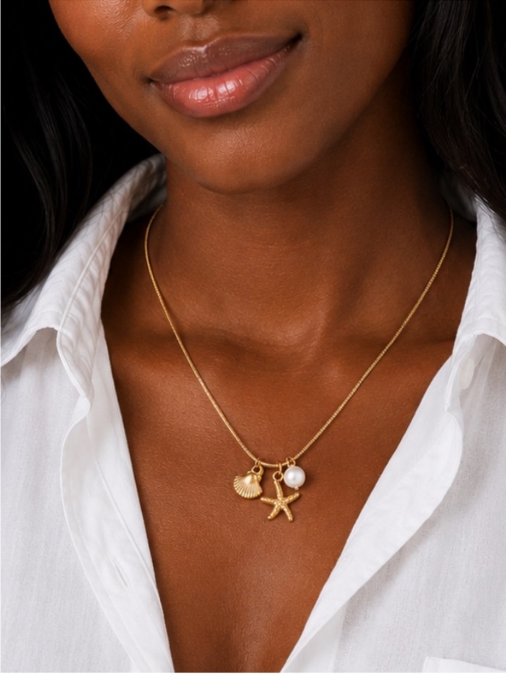 New! Gold Shell Pearl Charm Necklace NWOT 5065